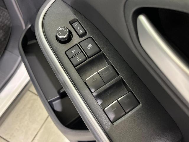 ノア ハイブリッドS-Z トヨタセーフティセンス 両側パワースライドドア 純正ナビ機能付10.5インチディスプレイオーディオ Bluetooth再生 バックカメラ ETC LEDヘッドライト 禁煙車 フロントフォグ(31枚目)