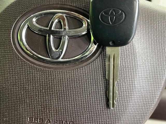 パッソ プラスハナ 4WD ナビ 禁煙車 Bluetooth再生 フルセグTV 電動格納ミラー フロントフォグ ドアバイザー プライバシーガラス 衝突安全ボディ オートエアコン パワーウィンドウ パワーステアリング(5枚目)