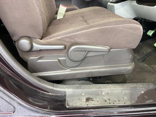 パッソ プラスハナ 4WD ナビ 禁煙車 Bluetooth再生 フルセグTV 電動格納ミラー フロントフォグ ドアバイザー プライバシーガラス 衝突安全ボディ オートエアコン パワーウィンドウ パワーステアリング(32枚目)