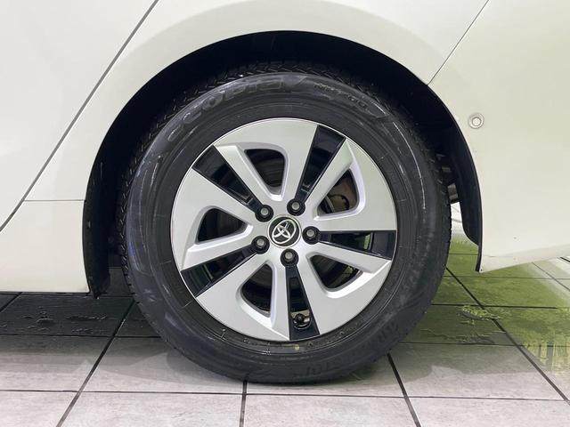 プリウス A 純正SDナビ バックカメラ 衝突被害軽減システム レーダークルーズ 禁煙車 パワーシート ドラレコ コーナーセンサー スマートキー LEDヘッド ビルトインETC 純正15インチアルミ 車線逸脱警報(30枚目)