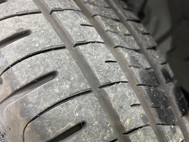 アクア Ｘ　純正ナビ　バックカメラ　衝突被害軽減システム　レーダークルーズ　禁煙車　ドラレコ　コーナーセンサー　スマートキー　ＬＥＤヘッド　ビルトインＥＴＣ　オートハイビーム　車線逸脱警報　オートライト（48枚目）