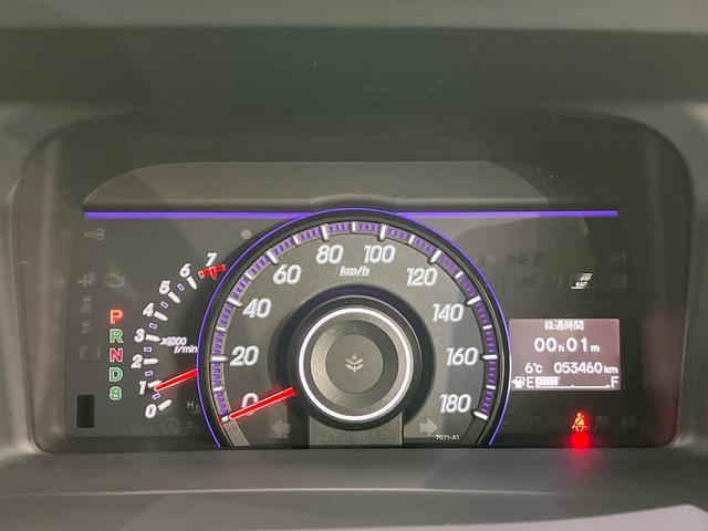 ステップワゴンスパーダ Ｓ　４ＷＤ　両側電動ドア　純正ＳＤナビ　バックカメラ　ＨＩＤヘッド　純正１６インチアルミ　オートエアコン　ＣＤ　ＤＶＤ再生　地デジ（52枚目）