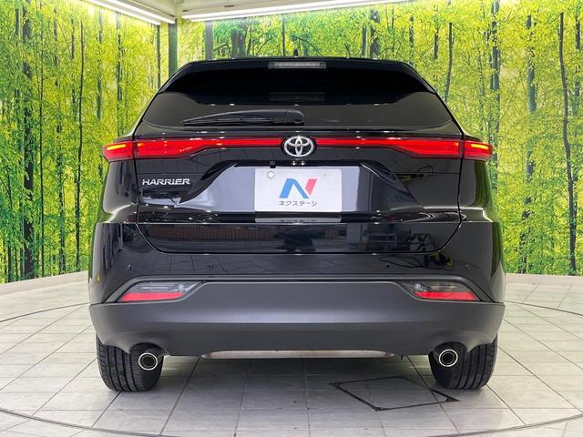 ハリアー Ｓ　４ＷＤ　純正ディスプレイオーディオ　バックカメラ　衝突被害軽減システム　レーダークルーズ　禁煙車　コーナーセンサー　スマートキー　ＬＥＤヘッド　ＥＴＣ２．０　純正１７インチアルミ　オートハイビーム（15枚目）