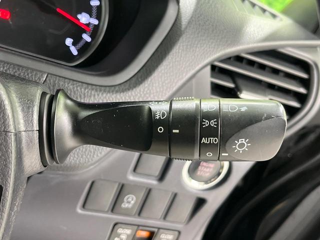 ヴォクシー ＺＳ　両側電動ドア　純正９インチナビ　後席モニター　バックカメラ　禁煙車　スマートキー　ＬＥＤヘッド　ビルトインＥＴＣ　純正１６インチアルミ　オートライト　デュアルエアコン　Ｂｌｕｅｔｏｏｔｈ（48枚目）