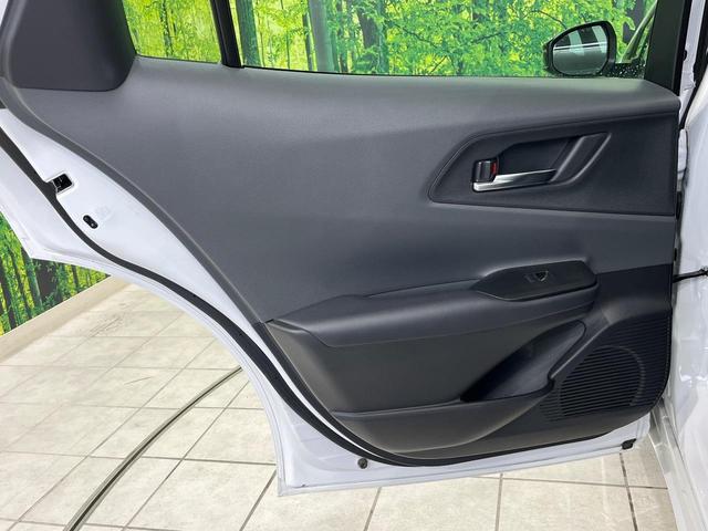 プリウス Ｚ　１２．３インチディスプレイオーディオ　ガラスルーフ　全周囲カメラ　衝突軽減装置　レーダークルーズ　禁煙車　電動リアゲート　前席シートヒーター　パワーシート　コーナーセンサー　ＬＥＤヘッド　ＥＴＣ２．０（54枚目）