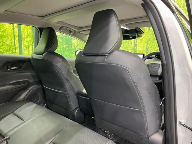 プリウス Ｚ　１２．３インチディスプレイオーディオ　ガラスルーフ　全周囲カメラ　衝突軽減装置　レーダークルーズ　禁煙車　電動リアゲート　前席シートヒーター　パワーシート　コーナーセンサー　ＬＥＤヘッド　ＥＴＣ２．０（69枚目）