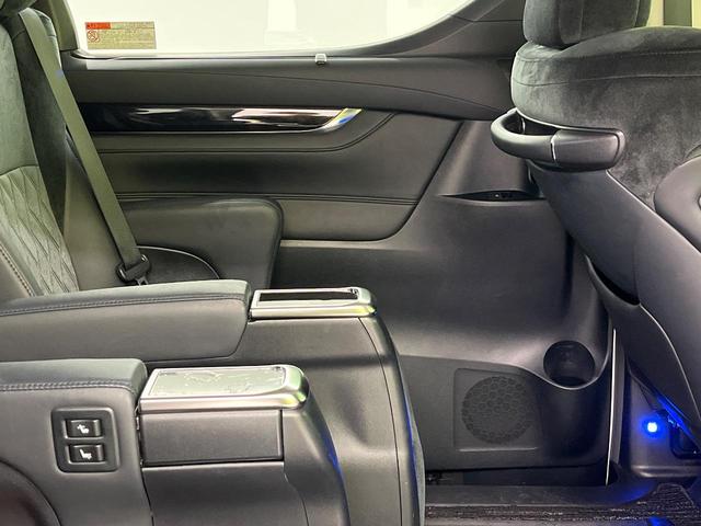 ヴェルファイア ２．５Ｚ　Ｇエディション　ＢＩＧ－Ｘ１１インチナビ　両側電動ドア　バックカメラ　衝突被害軽減システム　禁煙車　電動リアゲート　ハーフレザーシート　ドラレコ　コーナーセンサー　ＬＥＤヘッド　クルコン　ＥＴＣ　オートエアコン（25枚目）