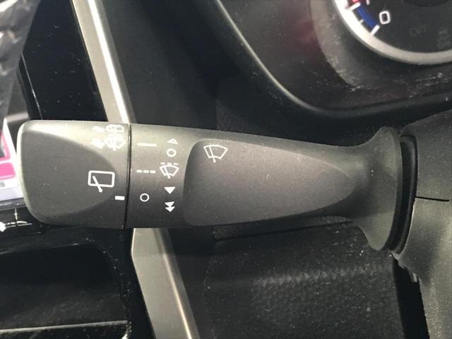 トール カスタムＧ　４ＷＤ　スマートアシスト　ＢＩＧＸ９インチナビ　両側パワースライドドア　　全周囲カメラ　Ｂｌｕｅｔｏｏｔｈ再生　ドライブレコーダー　フルセグＴＶ　禁煙車　ＬＥＤヘッドライト　フロントフォグ（31枚目）