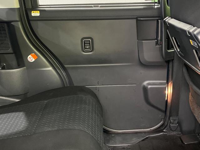 トール カスタムＧ　４ＷＤ　スマートアシスト　ＢＩＧＸ９インチナビ　両側パワースライドドア　　全周囲カメラ　Ｂｌｕｅｔｏｏｔｈ再生　ドライブレコーダー　フルセグＴＶ　禁煙車　ＬＥＤヘッドライト　フロントフォグ（41枚目）