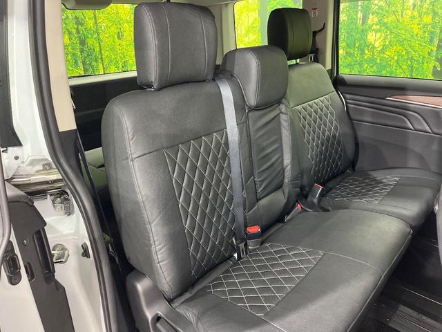 デリカＤ：５ Ｐ　サイドステップレス　４ＷＤ　純正１０．１インチナビ　両側パワースライドドア　ｅ－アシスト　Ｂｌｕｅｔｏｏｔｈ　ドライブレコーダー　ＥＴＣ　バックカメラ　禁煙車　パワーシート　ＬＥＤヘッドライト（9枚目）