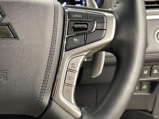 デリカＤ：５ Ｐ　サイドステップレス　４ＷＤ　純正１０．１インチナビ　両側パワースライドドア　ｅ－アシスト　Ｂｌｕｅｔｏｏｔｈ　ドライブレコーダー　ＥＴＣ　バックカメラ　禁煙車　パワーシート　ＬＥＤヘッドライト（33枚目）