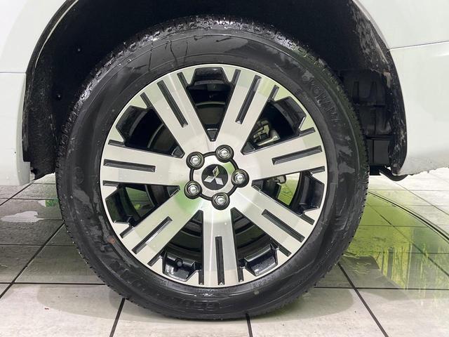 デリカＤ：５ Ｐ　サイドステップレス　４ＷＤ　純正１０．１インチナビ　両側パワースライドドア　ｅ－アシスト　Ｂｌｕｅｔｏｏｔｈ　ドライブレコーダー　ＥＴＣ　バックカメラ　禁煙車　パワーシート　ＬＥＤヘッドライト（61枚目）