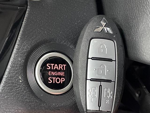 デリカミニ Ｔ　プレミアム　４ＷＤ　ｅ－アシスト　両側パワースライドドア　ＳＤナビ　Ｂｌｕｅｔｏｏｔｈ再生　ドライブレコーダー　全周囲カメラ　ＥＴＣ　マイパイロット　ステアリングヒーター　禁煙車　ＬＥＤヘッドライト　純正アルミ（44枚目）