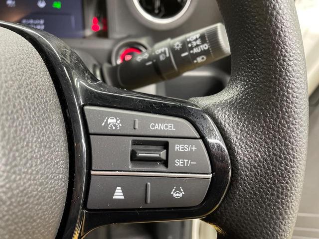 Ｎ－ＢＯＸカスタム ベースグレード　両側パワースライドドア　ホンダセンシング　純正８インチナビ　Ｂｌｕｅｔｏｏｔｈ再生　ドライブレコーダー　バックカメラ　フルセグＴＶ　ＥＴＣ　禁煙車　アダプティブクルーズ　ＬＥＦＤヘッド　フロントフォグ（3枚目）