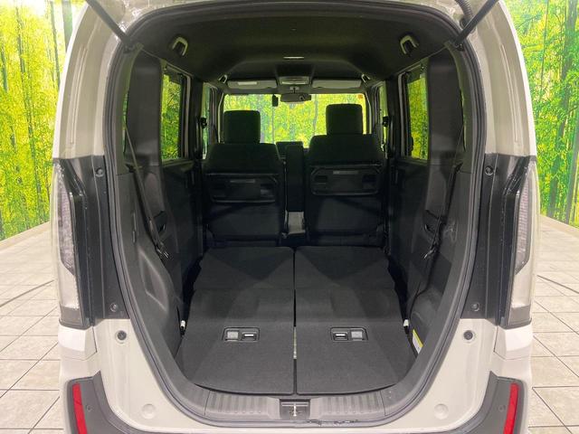 Ｎ－ＢＯＸカスタム ベースグレード　両側パワースライドドア　ホンダセンシング　純正８インチナビ　Ｂｌｕｅｔｏｏｔｈ再生　ドライブレコーダー　バックカメラ　フルセグＴＶ　ＥＴＣ　禁煙車　アダプティブクルーズ　ＬＥＦＤヘッド　フロントフォグ（11枚目）