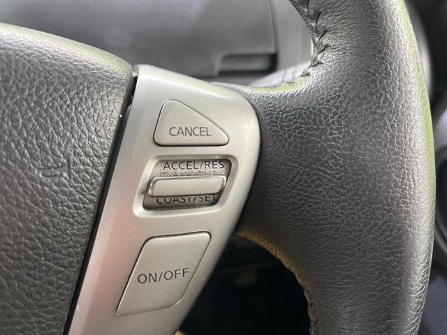 �y�N���[�Y�R���g���[���z�������H�����N���N���s�B�A�N�Z���𗣂��Ă���葬�x�ő��s���ł��A�������^�]���̕��S���y���I�����E�������ȒP�ȃX�C�b�`����Œ����ł��܂��B