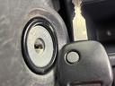 ＦＸ　レーダーブレーキサポート　ＳＤナビ　ＨＩＤヘッドライト　ＥＴＣ　踏み間違い防止　アイドリングストップ　横滑り防止装置　バニティミラー　電動格納ミラー　ドアバイザー　プライバシーガラス　衝突安全ボディ（47枚目）