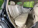 後部座席も気になるようなキズ・汚れやへたり等、大きなダメージはなく、良好な状態です。