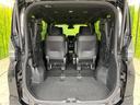 後席を格納すると、これだけの広さが！シーンに合わせたシートアレンジで、大きな荷物も積むことが出来ます♪