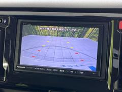 【バックカメラ】駐車時に後方がリアルタイム映像で確認できます。大型商業施設や立体駐車場での駐車時や、夜間のバック時に大活躍！運転スキルに関わらず、今や必須となった装備のひとつです！ 5