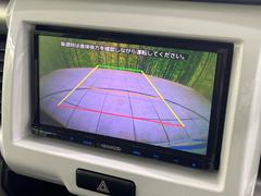 【バックカメラ】駐車時に後方がリアルタイム映像で確認できます。大型商業施設や立体駐車場での駐車時や、夜間のバック時に大活躍！運転スキルに関わらず、今や必須となった装備のひとつです！ 4