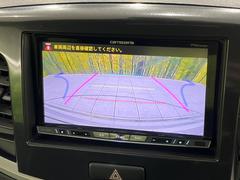 【バックカメラ】駐車時に後方がリアルタイム映像で確認できます。大型商業施設や立体駐車場での駐車時や、夜間のバック時に大活躍！運転スキルに関わらず、今や必須となった装備のひとつです！ 5