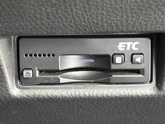 【ＥＴＣ】高速道路の料金所をストレスなく通過！話題のスポットやサービスエリアに多い「スマートIntercooler」利用時は必須のアイテムです。当店でセットアップを実施、ご納車当日からすぐにご利用いただけます！ 4