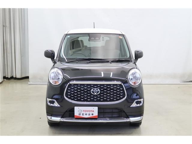 【まるまるクリーニング】外装工程では、ボディの汚れや鉄粉を洗浄し、磨き上げコーティング。タイヤ・ホイール・エンジンルームまで、しっかり洗浄・艶出しいたします。