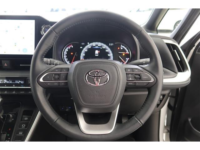 ヴォクシー Ｓ－Ｚ　４ＷＤ　フルセグ　メモリーナビ　ＤＶＤ再生　バックカメラ　衝突被害軽減システム　ＥＴＣ　両側電動スライド　ＬＥＤヘッドランプ　乗車定員７人　３列シート（21枚目）