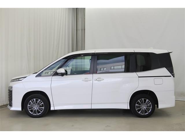 ヴォクシー Ｓ－Ｚ　４ＷＤ　フルセグ　メモリーナビ　ＤＶＤ再生　バックカメラ　衝突被害軽減システム　ＥＴＣ　両側電動スライド　ＬＥＤヘッドランプ　乗車定員７人　３列シート（35枚目）