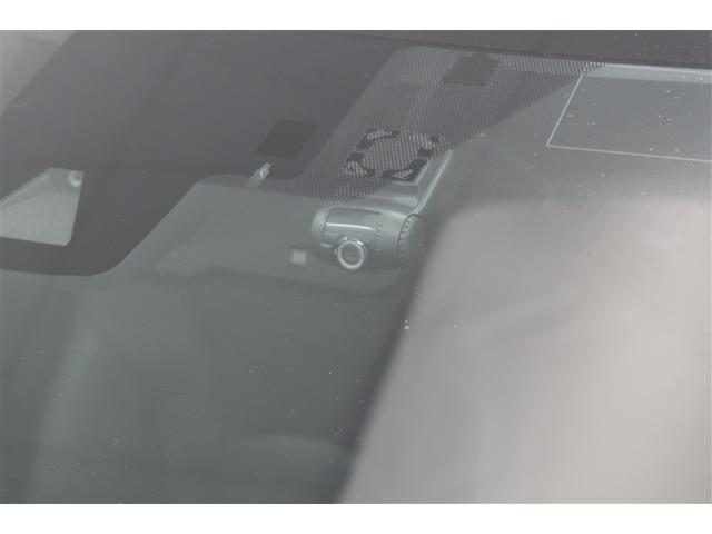 プリウス Ａプレミアム　ツーリングセレクション　革シート　フルセグ　メモリーナビ　ＤＶＤ再生　バックカメラ　衝突被害軽減システム　ＥＴＣ　ドラレコ　ＬＥＤヘッドランプ（22枚目）