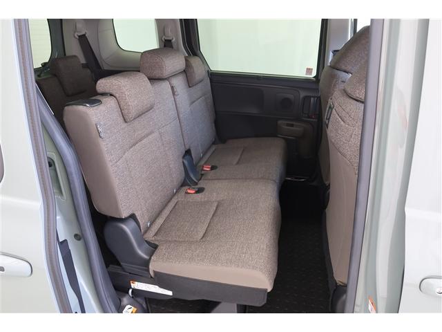 シエンタ ハイブリッドＺ　４ＷＤ　フルセグ　メモリーナビ　バックカメラ　衝突被害軽減システム　ＥＴＣ　ドラレコ　両側電動スライド　ＬＥＤヘッドランプ　ウオークスルー　乗車定員７人　３列シート（28枚目）