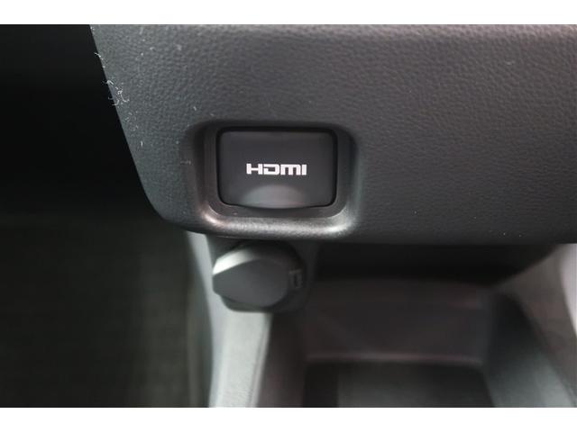 ヴォクシー ハイブリッドＳ－Ｚ　フルセグ　メモリーナビ　ＤＶＤ再生　バックカメラ　衝突被害軽減システム　ＥＴＣ　ドラレコ　両側電動スライド　ＬＥＤヘッドランプ　乗車定員７人　３列シート（16枚目）