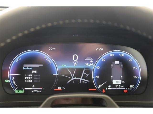 クラウンスポーツ Ｚ　革シート　サンルーフ　４ＷＤ　フルセグ　メモリーナビ　バックカメラ　衝突被害軽減システム　ＥＴＣ　ドラレコ　ＬＥＤヘッドランプ（12枚目）