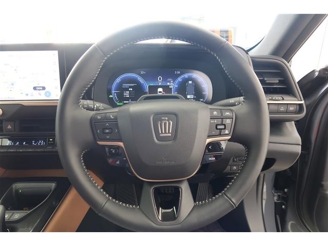 クラウンスポーツ Ｚ　革シート　サンルーフ　４ＷＤ　フルセグ　メモリーナビ　バックカメラ　衝突被害軽減システム　ＥＴＣ　ドラレコ　ＬＥＤヘッドランプ（22枚目）