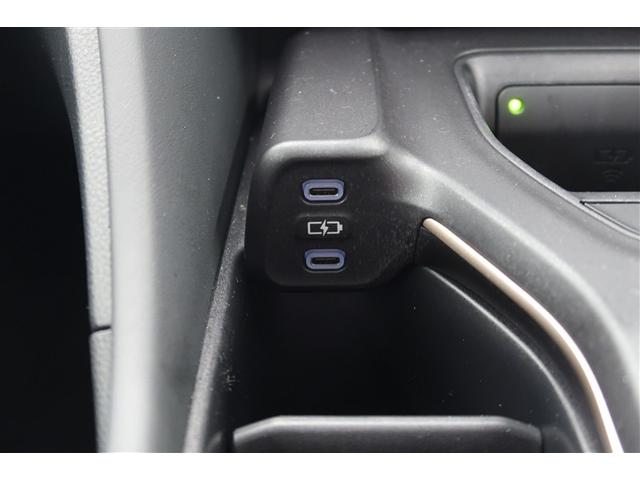 クラウンクロスオーバー Ｇアドバンスド・レザーパッケージ　革シート　４ＷＤ　フルセグ　バックカメラ　衝突被害軽減システム　ＥＴＣ　ドラレコ　ＬＥＤヘッドランプ（14枚目）