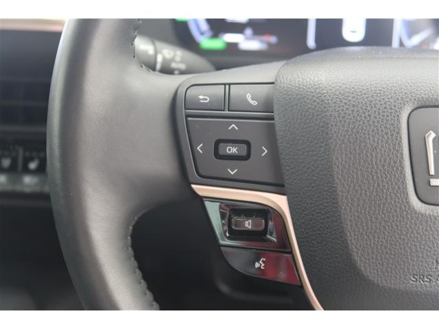 クラウンクロスオーバー Ｇアドバンスド・レザーパッケージ　革シート　４ＷＤ　フルセグ　バックカメラ　衝突被害軽減システム　ＥＴＣ　ドラレコ　ＬＥＤヘッドランプ（18枚目）