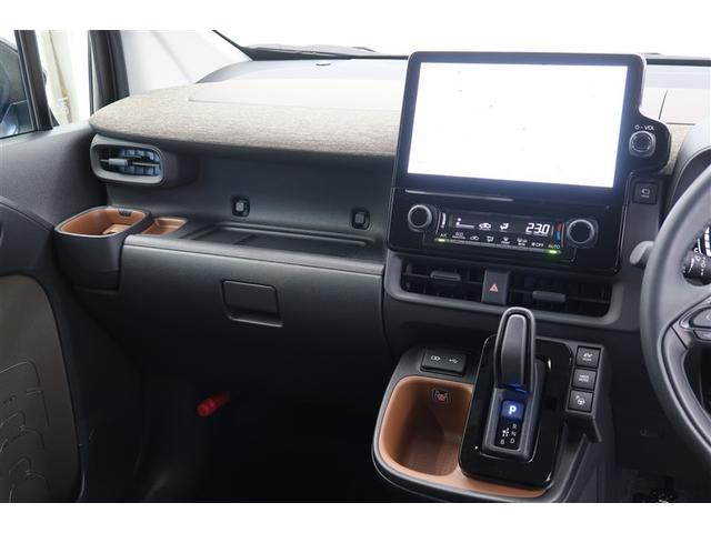 シエンタ ハイブリッドＺ　フルセグ　メモリーナビ　バックカメラ　衝突被害軽減システム　ＥＴＣ　両側電動スライド　ＬＥＤヘッドランプ　ウオークスルー　乗車定員７人　３列シート（5枚目）