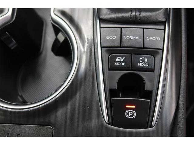 カムリ G 4WD フルセグ メモリーナビ DVD再生 バックカメラ 衝突被害軽減システム ETC ドラレコ LEDヘッドランプ(16枚目)