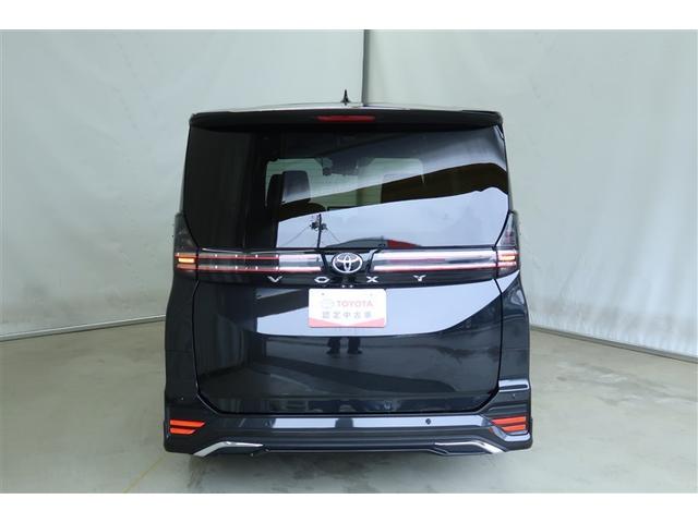 �y�܂�܂�N���[�j���O�z�O���H���ł́A�{�f�B�̉����S�����򂵁A�����グ�R�[�e�B���O�B�^�C���E�z�C�[���E�G���W�����[���܂ŁA����������E���o���������܂��B