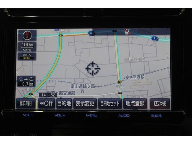 プリウス Ａプレミアム　ツーリングセレクション　革シート　フルセグ　メモリーナビ　ＤＶＤ再生　バックカメラ　衝突被害軽減システム　ＥＴＣ　ＬＥＤヘッドランプ　パワーシート　シートヒーター　レーダークルーズコントロール　Ｂｌｕｅｔｏｏｔｈ　スマートキ（4枚目）