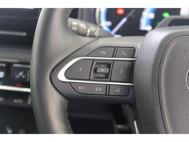 ヴォクシー ハイブリッドＳ－Ｚ　４ＷＤ　フルセグ　メモリーナビ　ＤＶＤ再生　後席モニター　バックカメラ　衝突被害軽減システム　ＥＴＣ　ドラレコ　両側電動スライド　ＬＥＤヘッドランプ　乗車定員７人　３列シート（18枚目）