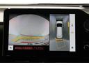ヴォクシー ハイブリッドＳ－Ｚ　４ＷＤ　フルセグ　メモリーナビ　ＤＶＤ再生　後席モニター　バックカメラ　衝突被害軽減システム　ＥＴＣ　ドラレコ　両側電動スライド　ＬＥＤヘッドランプ　乗車定員７人　３列シート（5枚目）
