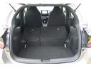 【トランクルーム】後部座席は6:4分割で可倒式ですので、荷室を広げ、趣味の道具もたくさん入りますし、ベビーカー、大きな買い物エコバックも入って便利です♪