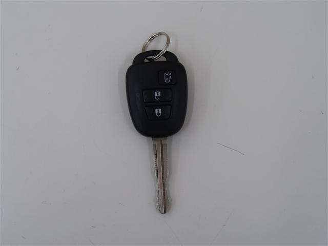 シエンタ Ｘ　フルセグＴＶ　メモリーナビゲーション　ＣＤ／ＤＶＤ再生　バックモニター　ＥＴＣ　電動スライドドア　ＬＥＤヘッドランプ　ウオークスルー　乗車定員７人　３列シート　アイドリングストップ　マニュアルエアコン（27枚目）