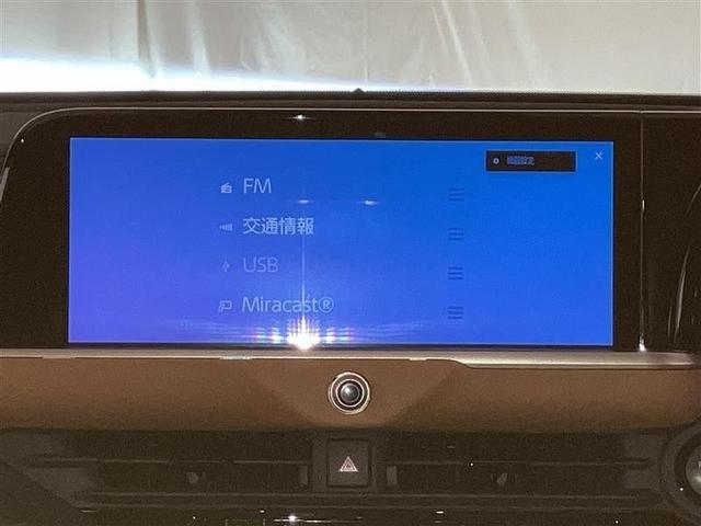 クラウンクロスオーバー ＲＳアドバンスド　革シート　サンルーフ　４ＷＤ　フルセグ　メモリーナビ　バックカメラ　衝突被害軽減システム　ＥＴＣ　ドラレコ　ＬＥＤヘッドランプ（6枚目）