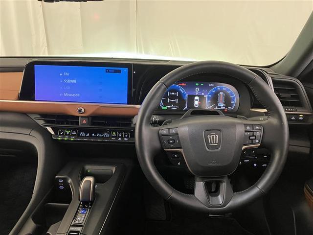 クラウンクロスオーバー ＲＳアドバンスド　革シート　サンルーフ　４ＷＤ　フルセグ　メモリーナビ　バックカメラ　衝突被害軽減システム　ＥＴＣ　ドラレコ　ＬＥＤヘッドランプ（19枚目）