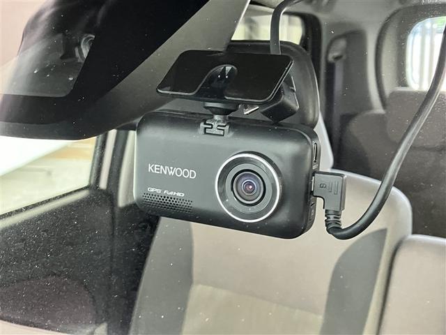 【ドライブレコーダー】もしもの事故の際の記録はもちろん、旅行の際の思い出としてドライブの映像を楽しむことができます。