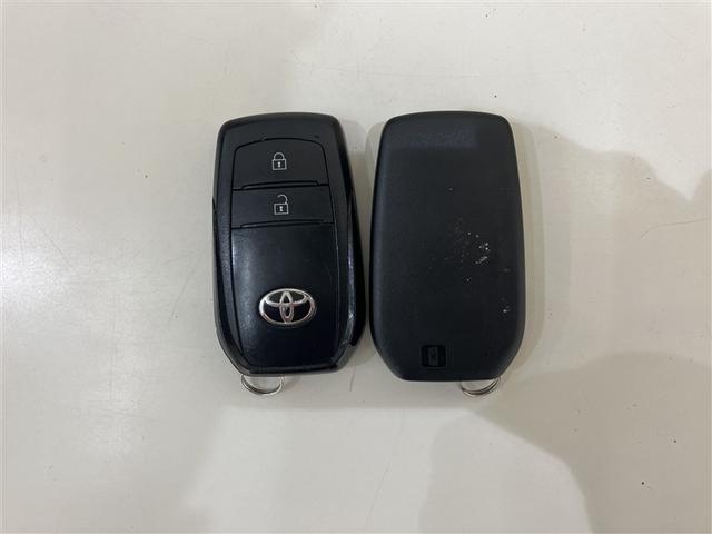 ヤリス X メモリーナビ バックカメラ 衝突被害軽減システム ETC(30枚目)