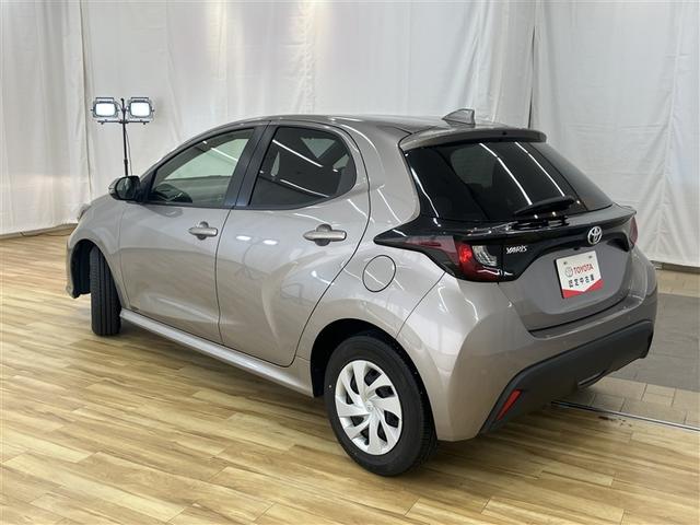 ヤリス X メモリーナビ バックカメラ 衝突被害軽減システム ETC(35枚目)